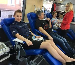 Jawor: Policjanci oddali krew w ramach akcji Podziel się Dobrem